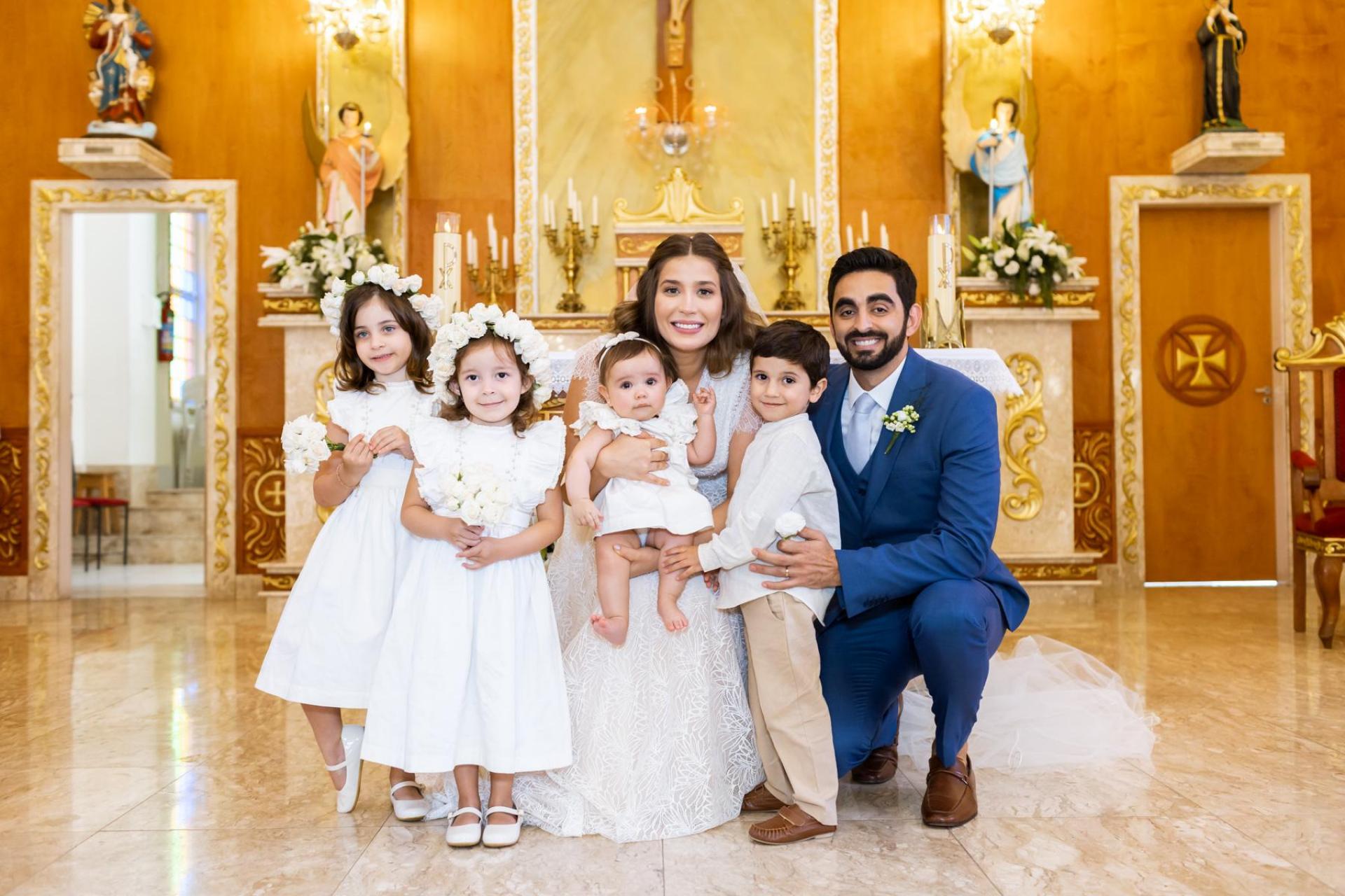 Bárbara Curi e Adriano Peres Borges Ramos